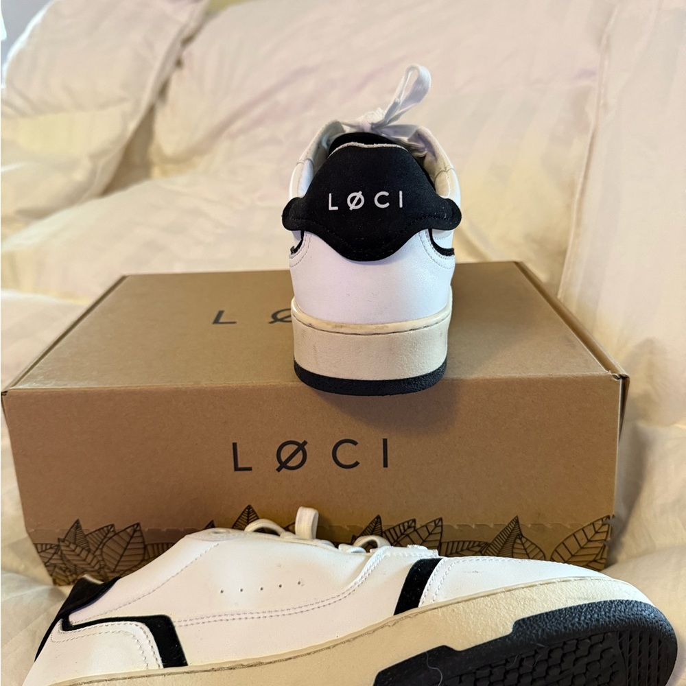 Women's Athletic Shoes - Black and White